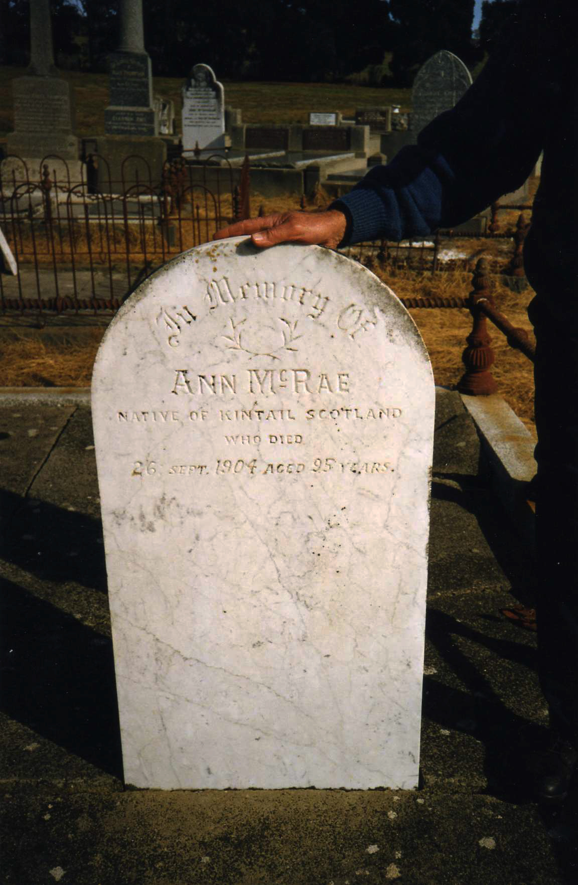 Photo of headstones/Ann McRae d1904 hdstn nursemaid
